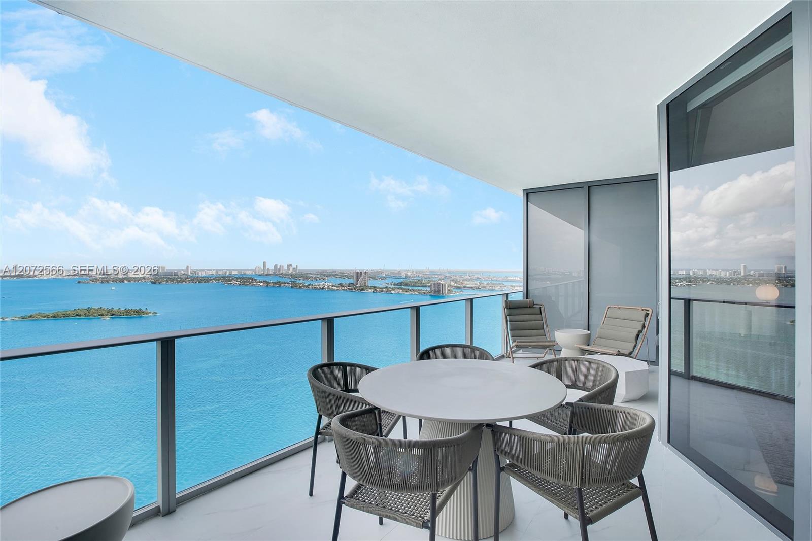 700 NE 24th St # 2702, Miami FL 33137 photo 2