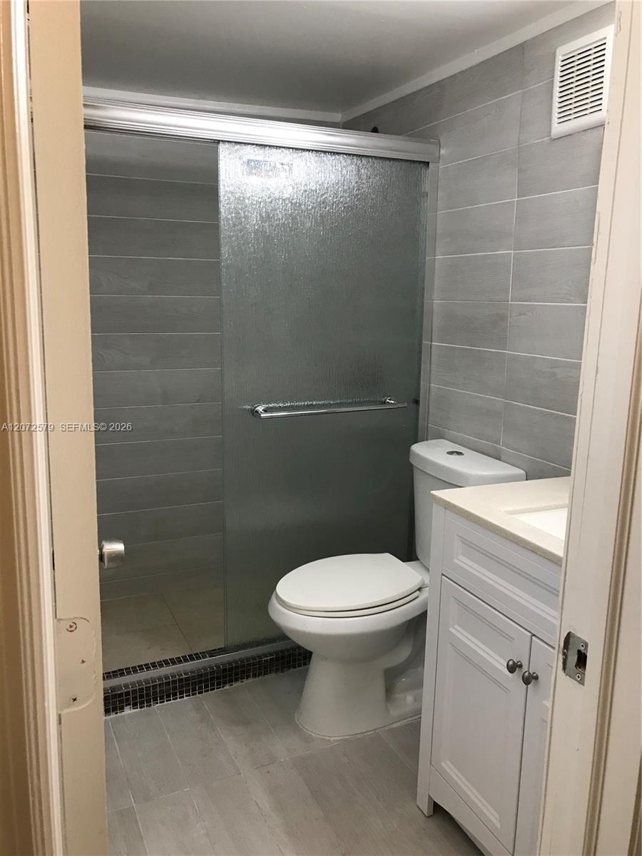 1800 NW 19th St # 2, Miami FL 33125 photo 3