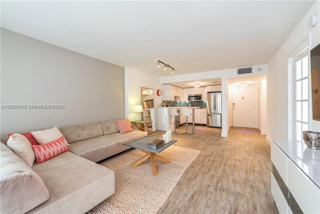 345 Ocean Dr # 408, Miami Beach FL 33139 photo 5