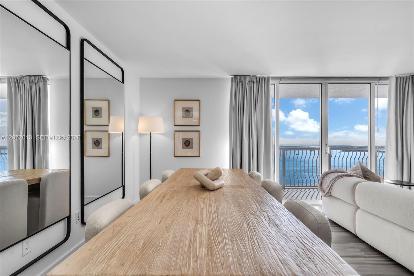 1200 Brickell Bay Dr # 2501, Miami FL 33131 photo 3
