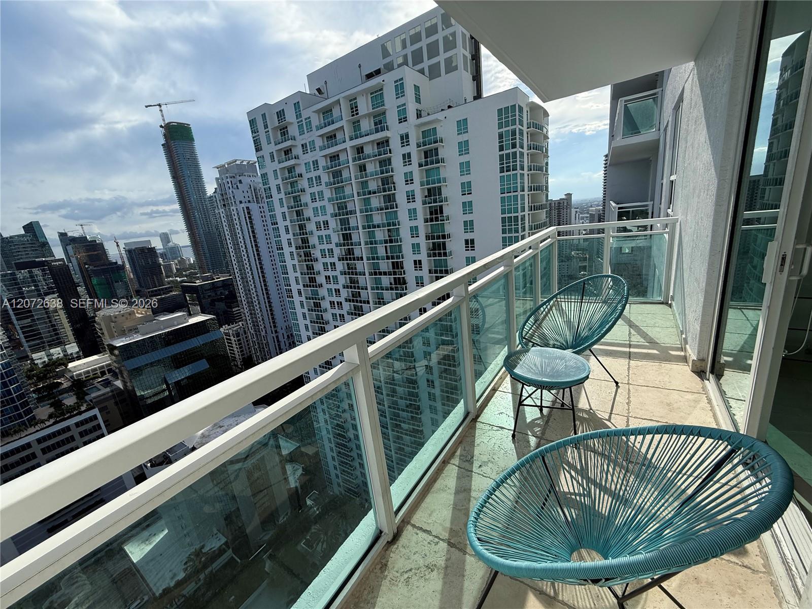 950 Brickell Bay Dr # 3709, Miami FL 33131 photo 4