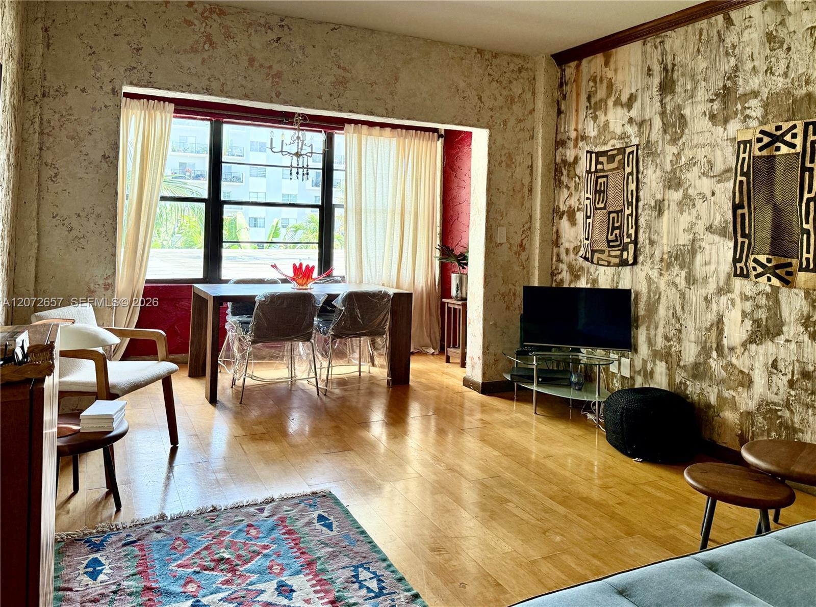 934 Michigan Ave # 304, Miami Beach FL 33139 photo 3