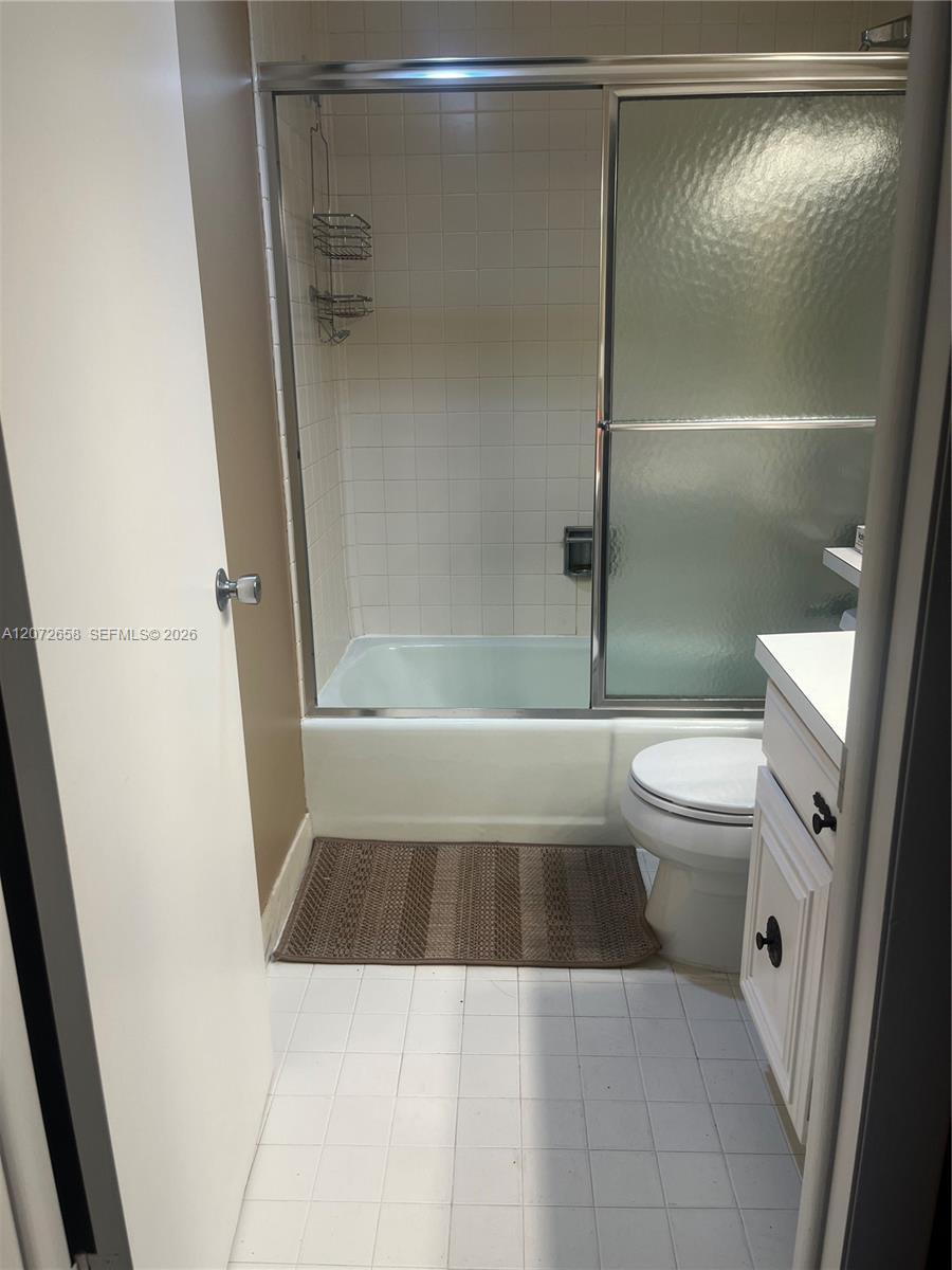 3050 Presidential Way # 403, West Palm Beach FL 33401 photo 4