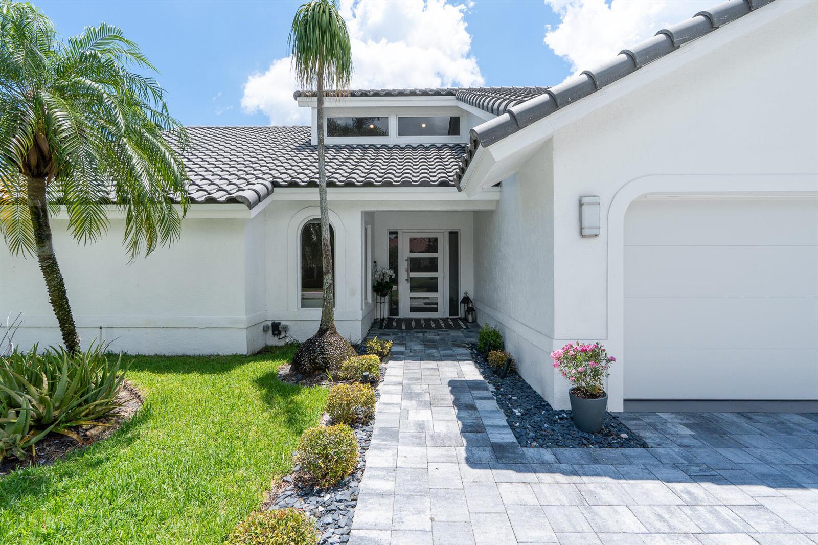 23246 L'Ermitage Circle, Boca Raton FL 33433 photo 4