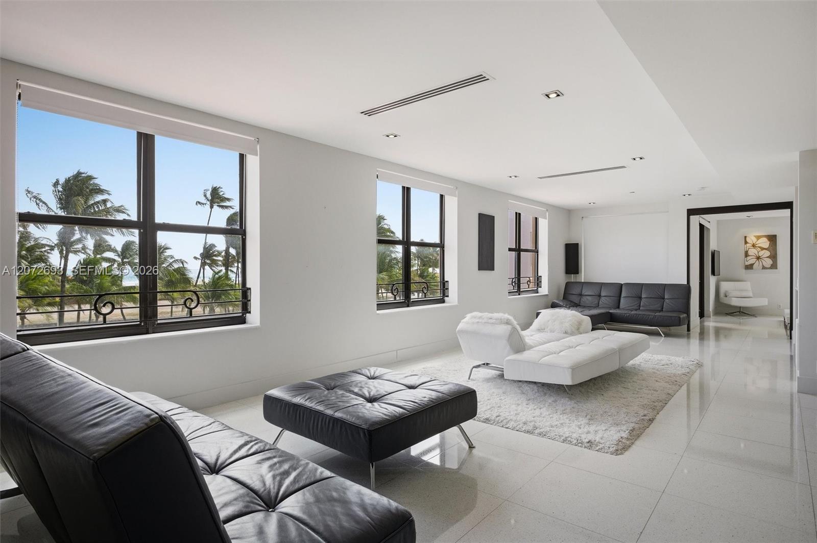 1330 Ocean Dr, Miami Beach FL 33139 photo 4
