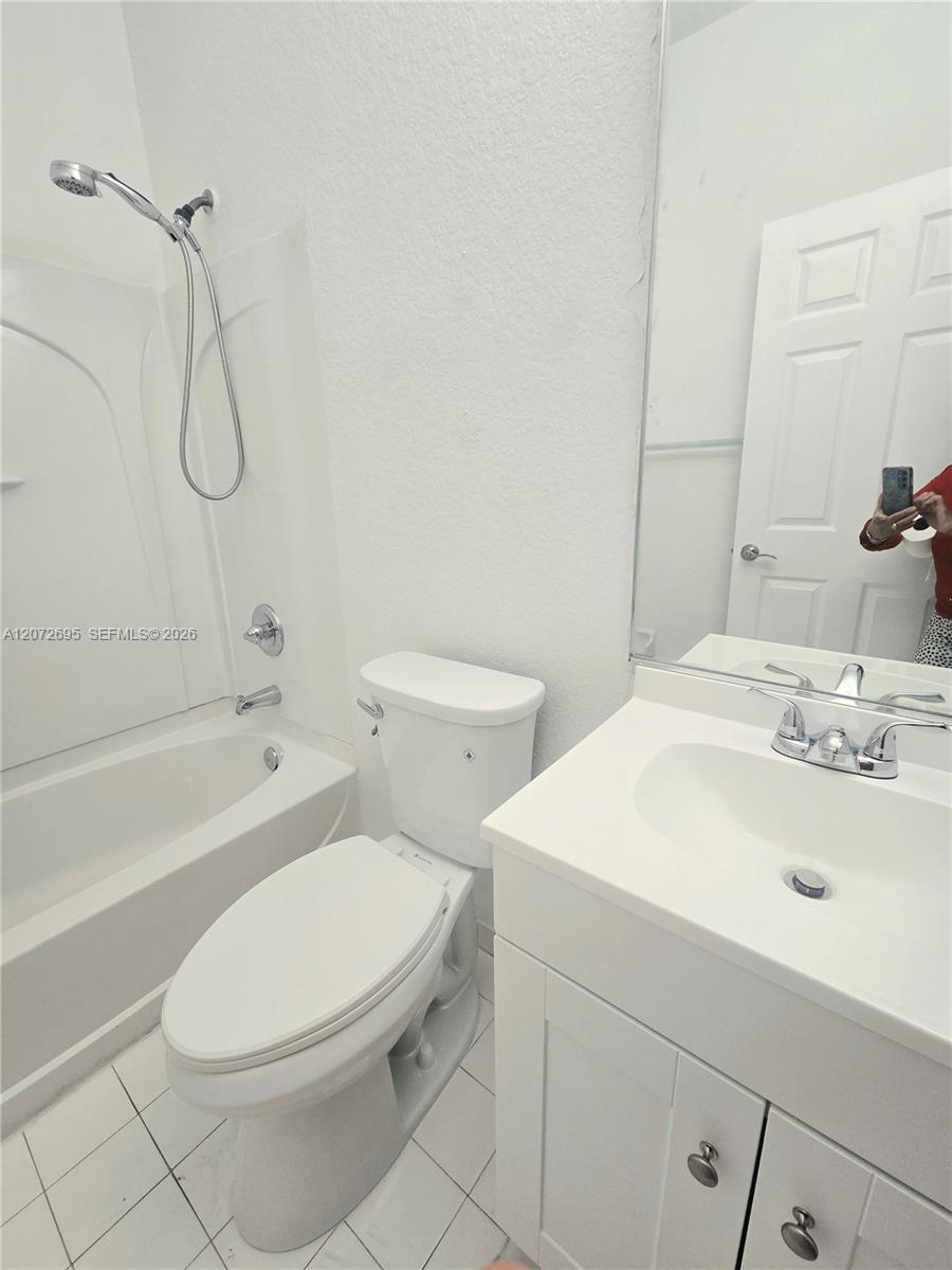 6900 NW 179th St # 1, Hialeah FL 33015 photo 5