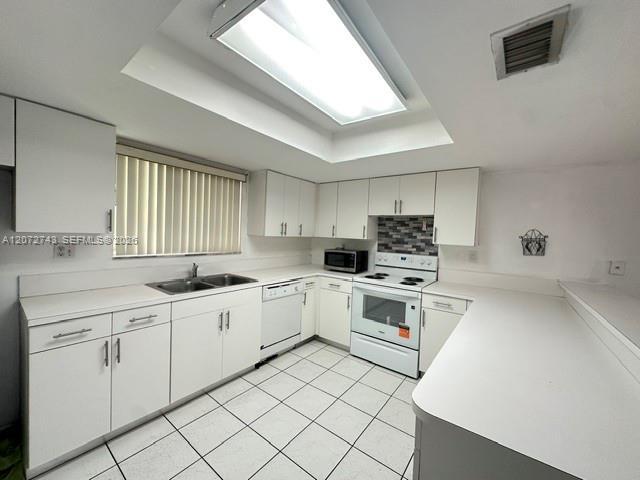 14909 SW 80th St # 110, Miami FL 33193 photo 5