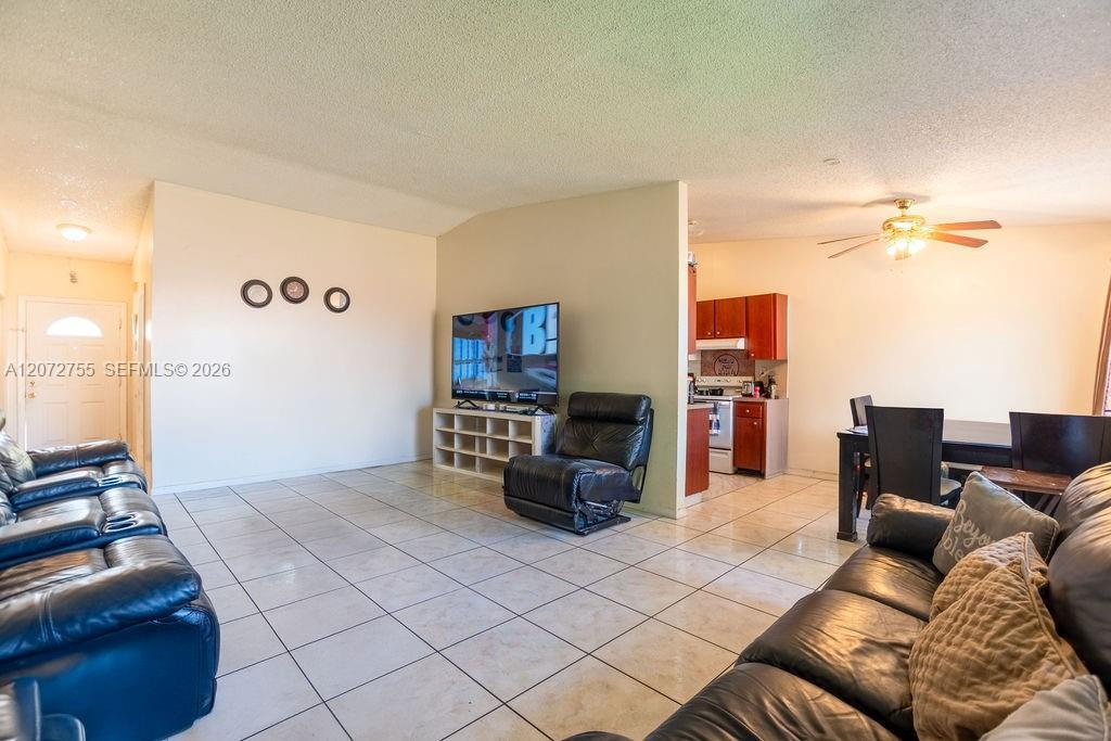 20404 NW 27th Ct, Miami Gardens FL 33056 photo 5