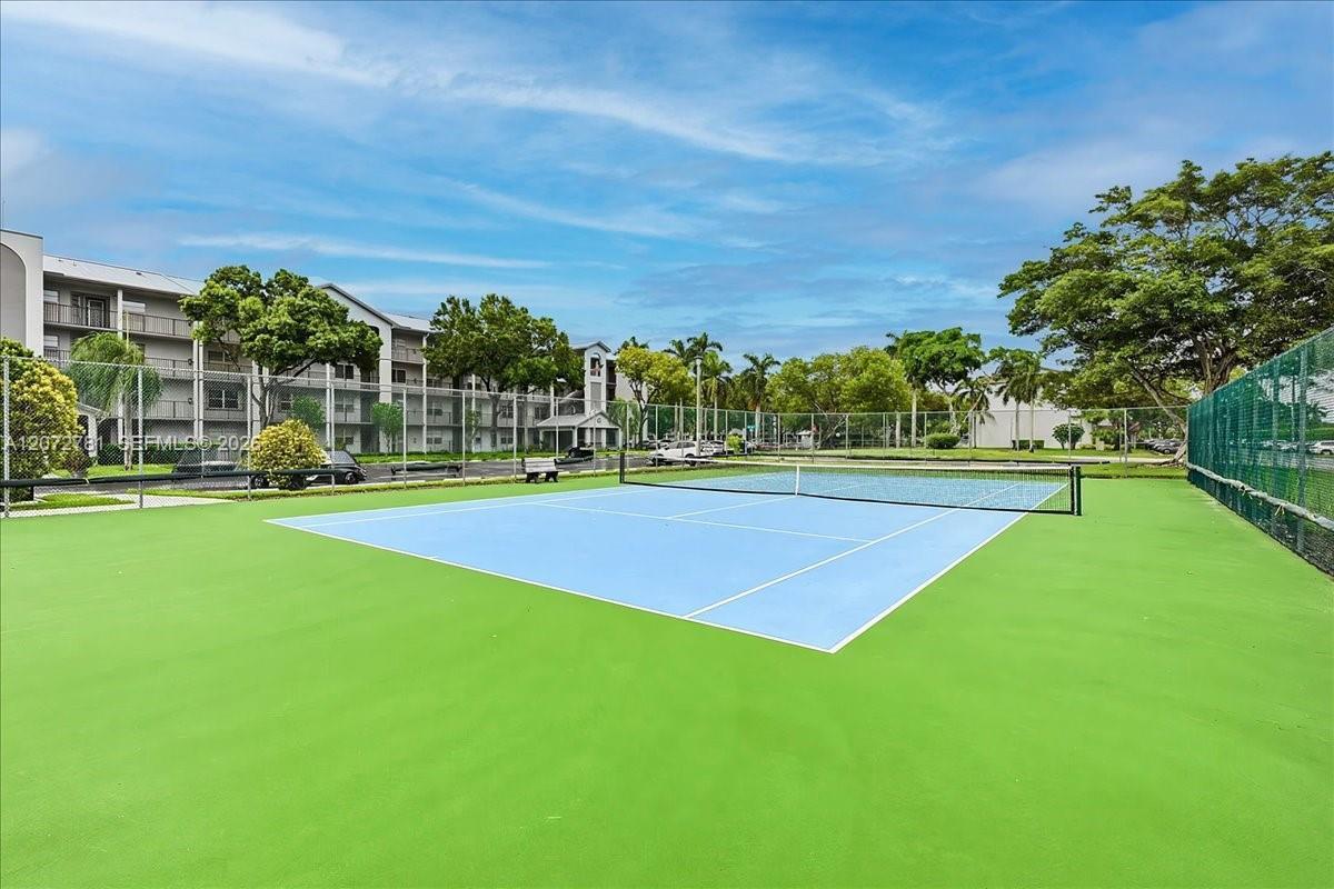 1300 SW 125th Ave # 114K, Pembroke Pines FL 33027 photo 5