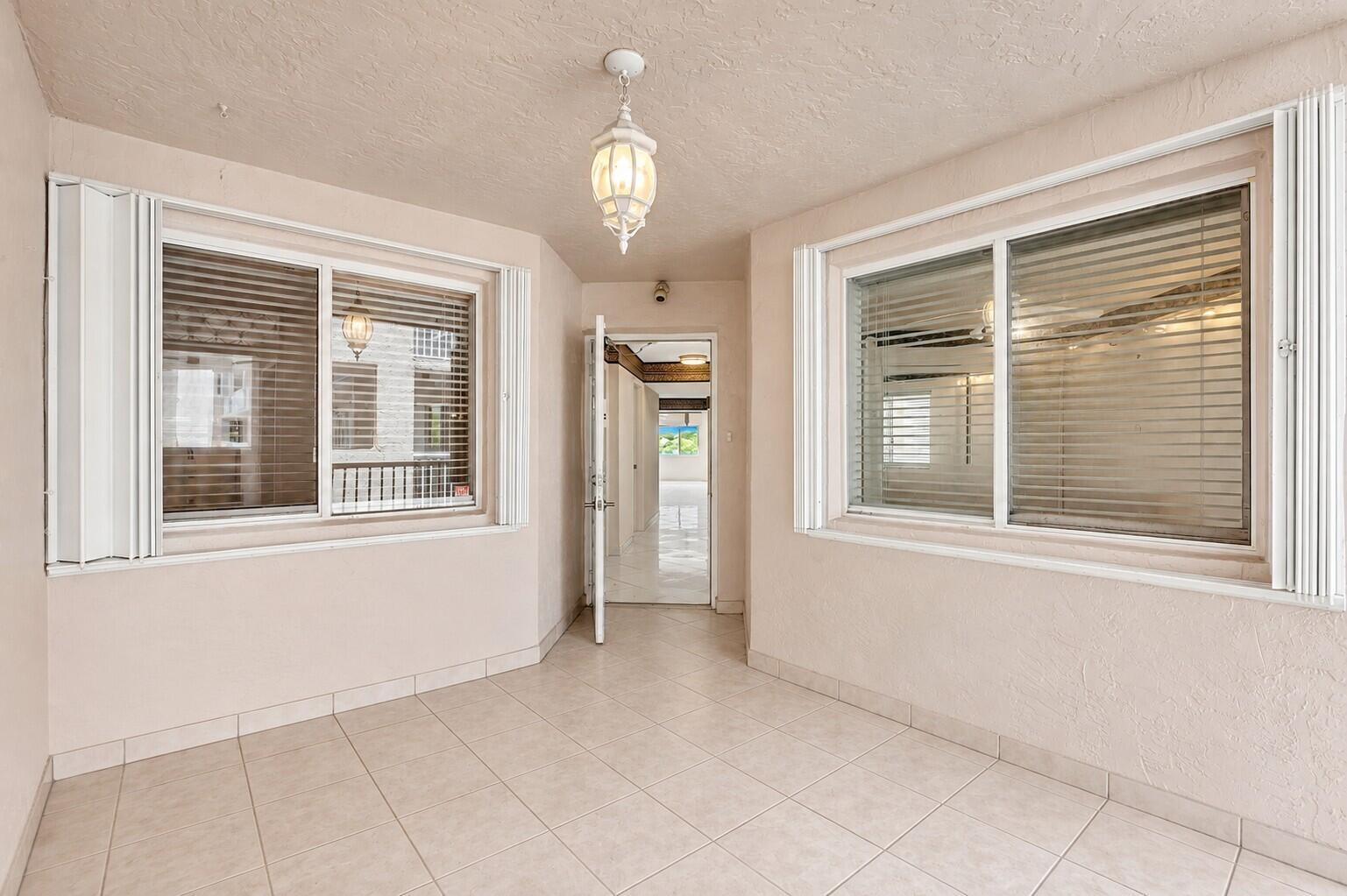 7557 GRANVILLE Drive # 305, Tamarac FL 33321 photo 4