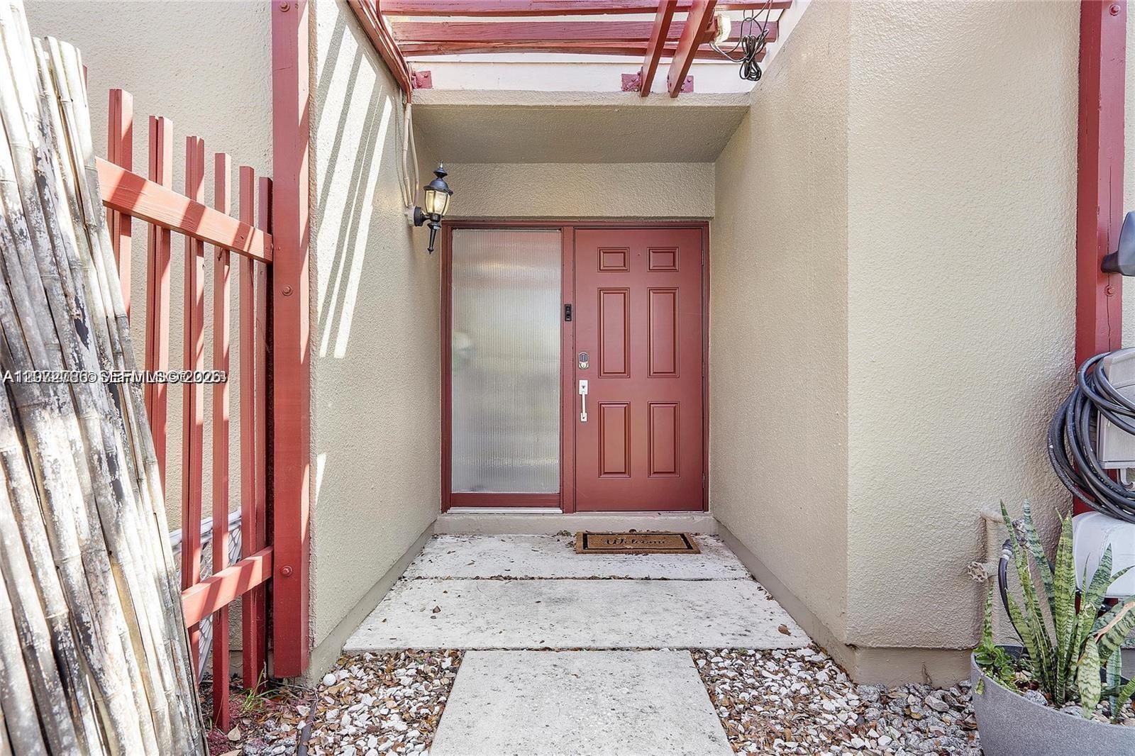 1281 W Fairway Rd # 1281, Pembroke Pines FL 33026 photo 2