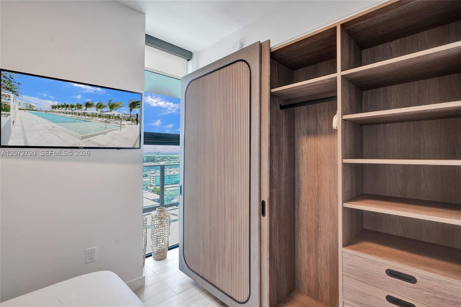 580 72nd St # 1012, Miami Beach FL 33141 photo 3