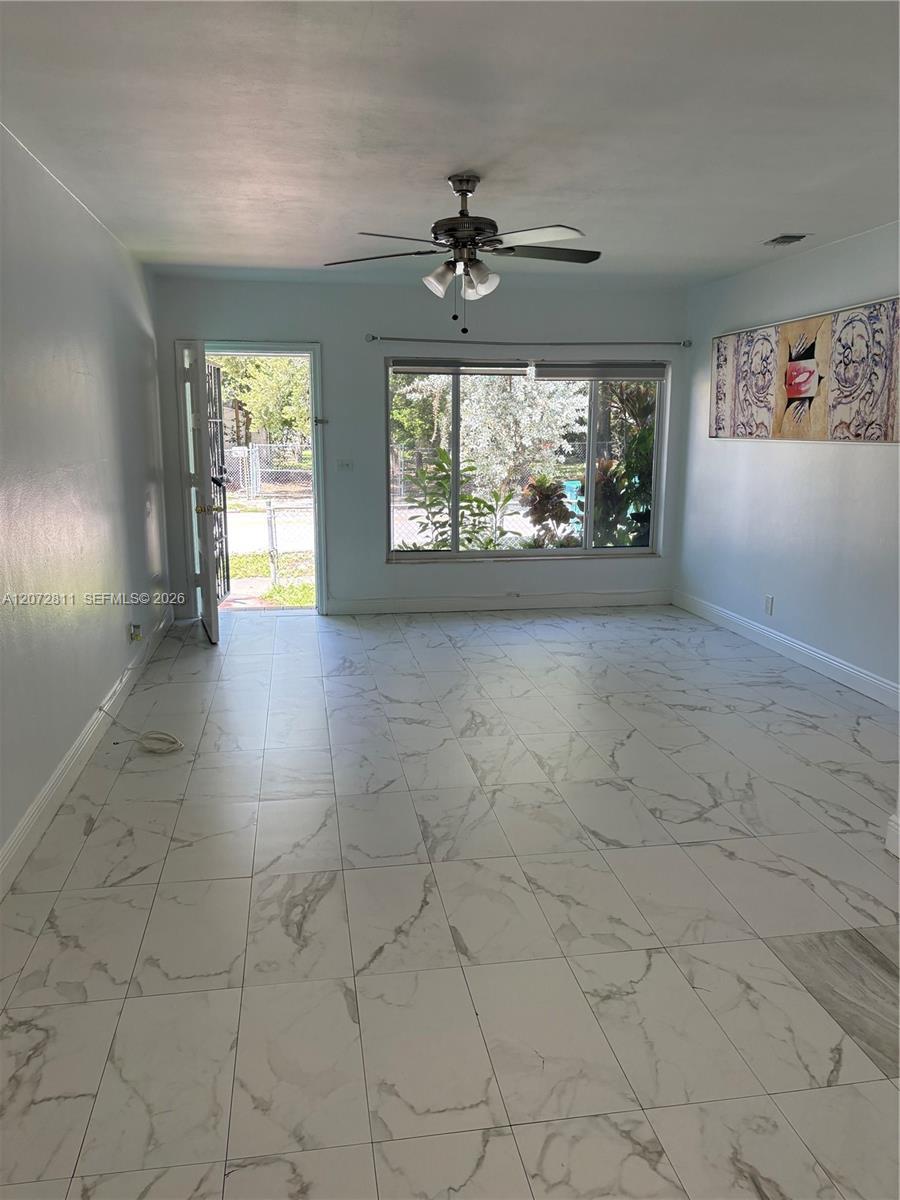 2 NE 45th St # 4, Miami FL 33137 photo 3