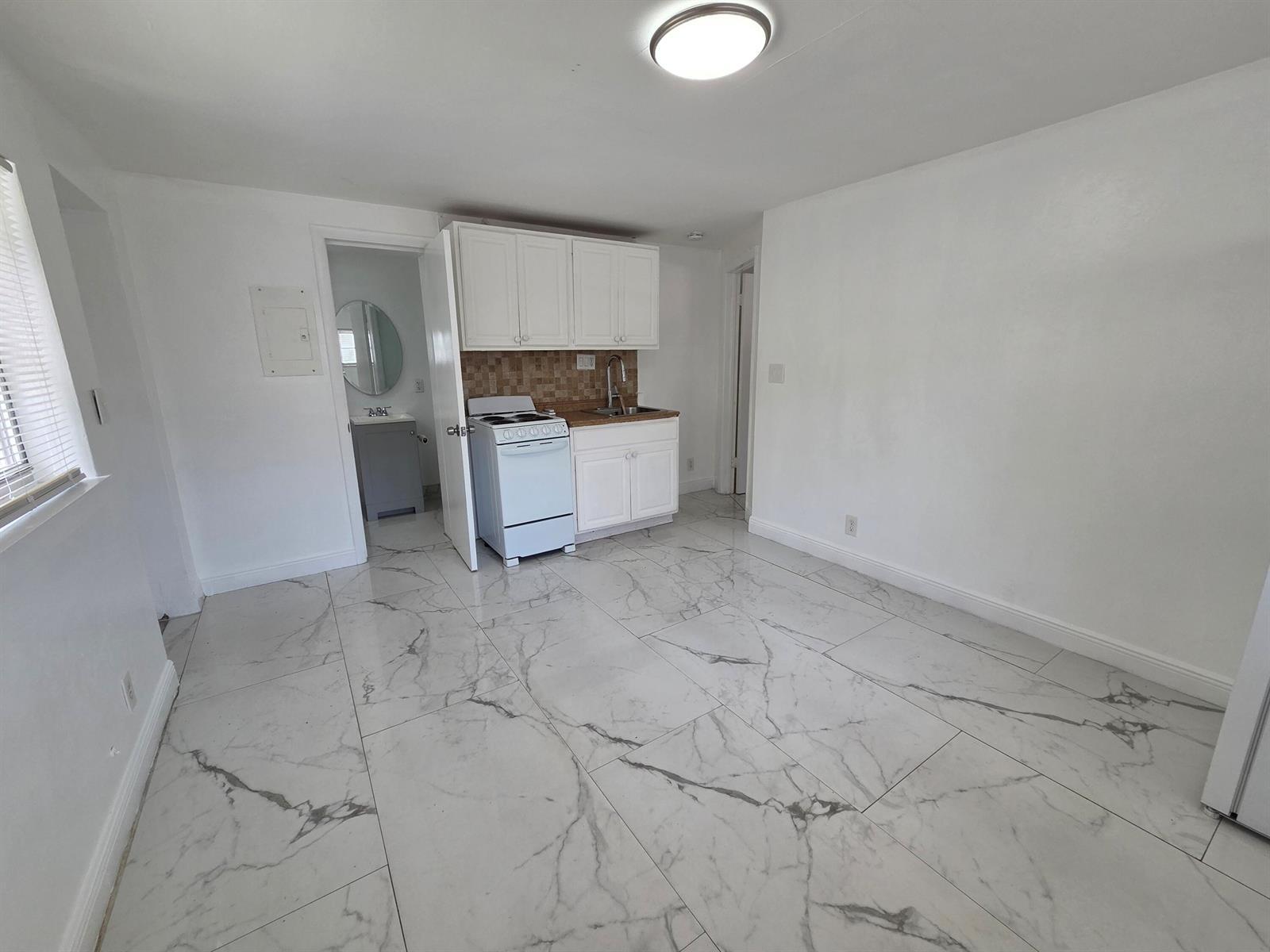 844 NE 17TH Way # 2, Fort Lauderdale FL 33304