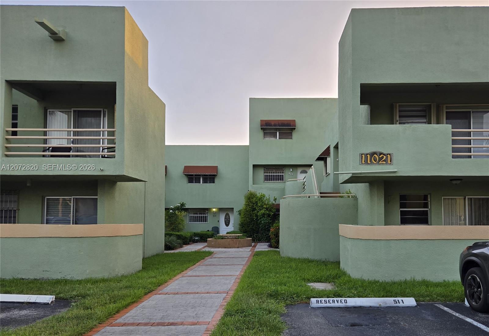 11021 NW 7th St # 9, Miami FL 33172 photo 2