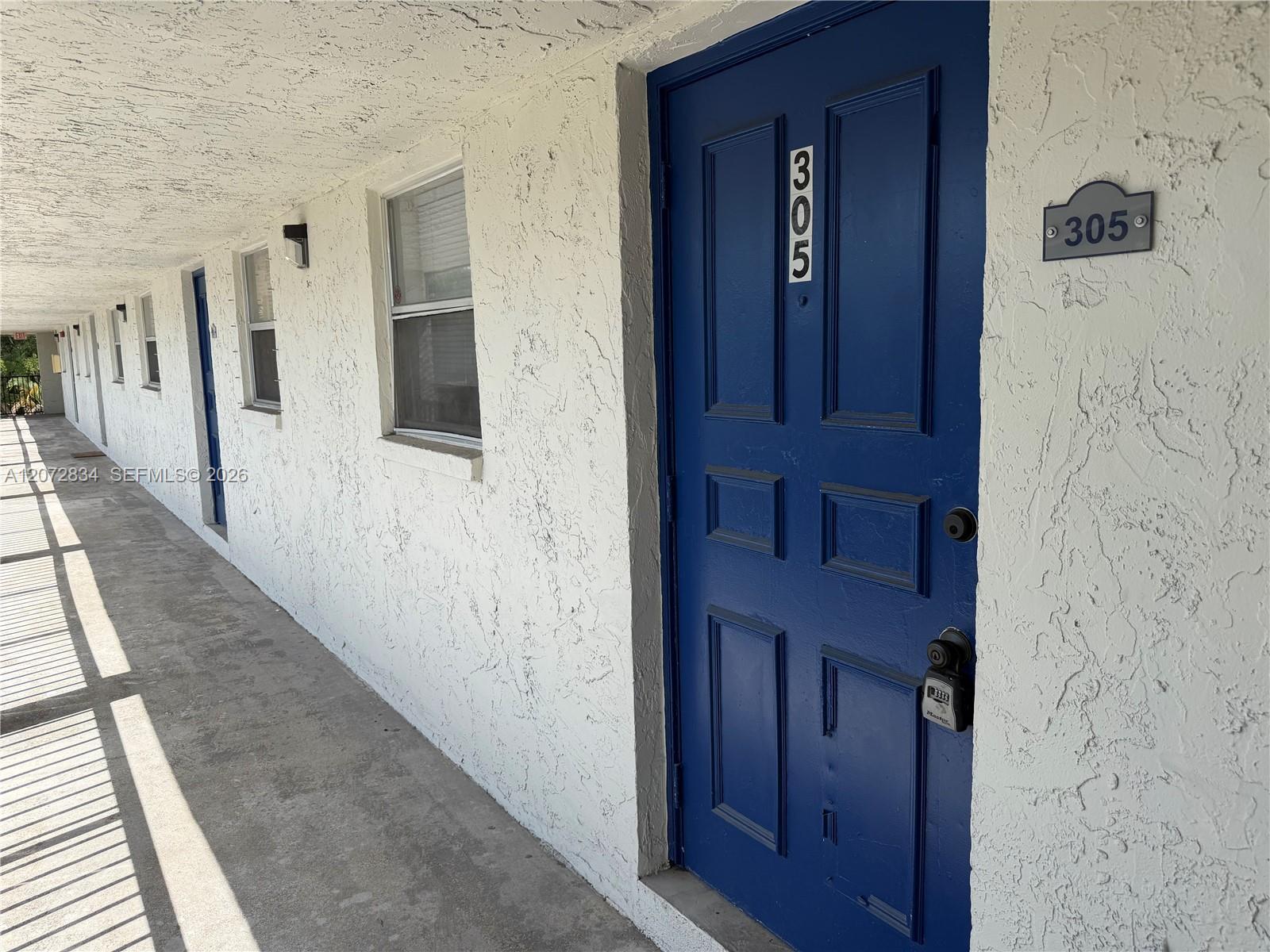 5090 SW 64th Ave # 305, Davie FL 33314 photo 4