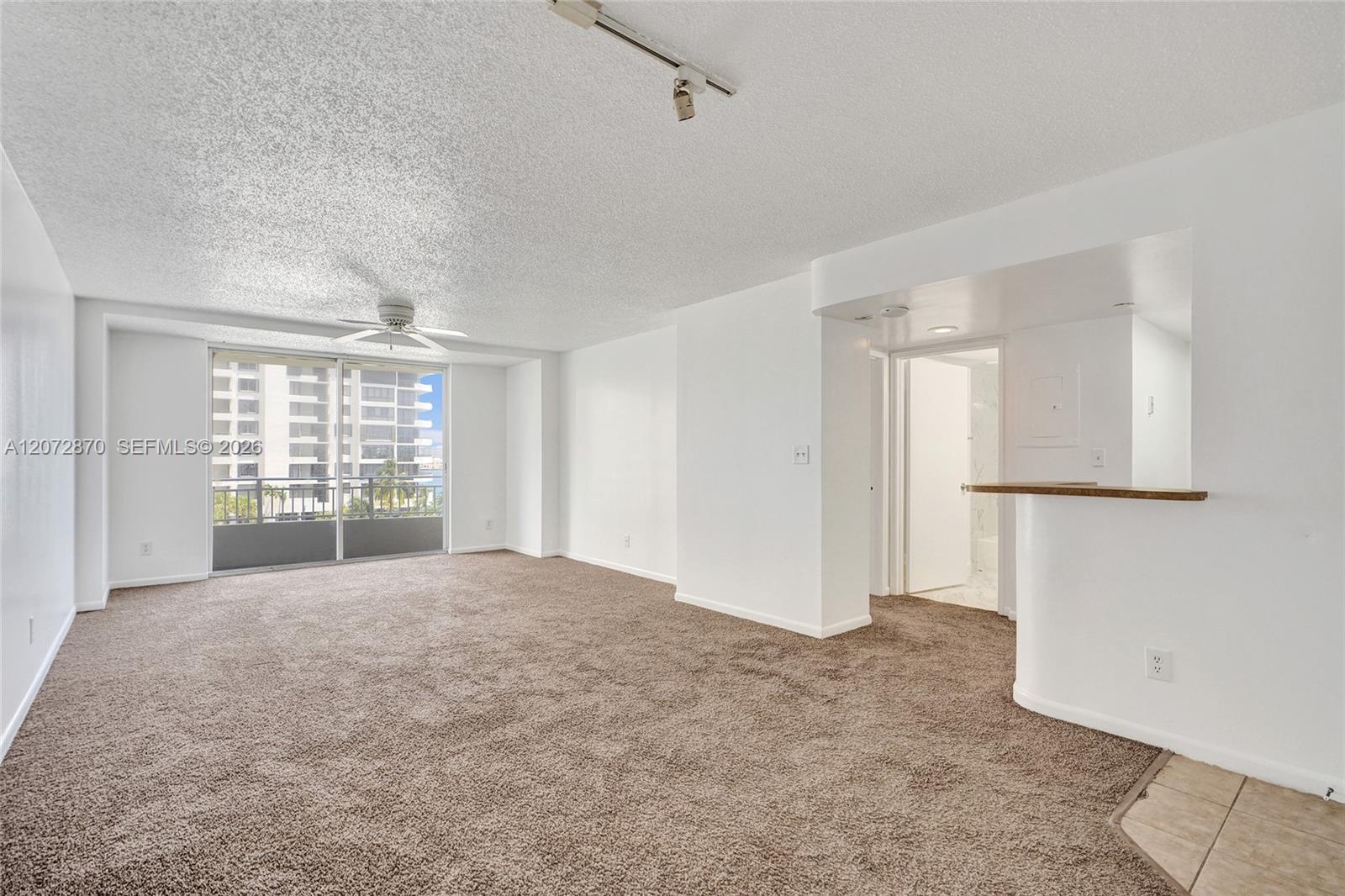 770 Claughton Island Dr # 709, Miami FL 33131 photo 2