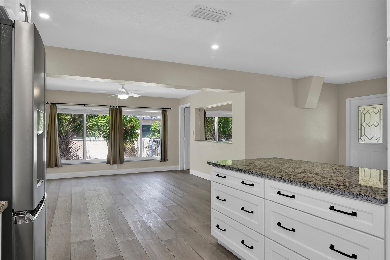 350 NE 29TH Street, Boca Raton FL 33431 photo 4
