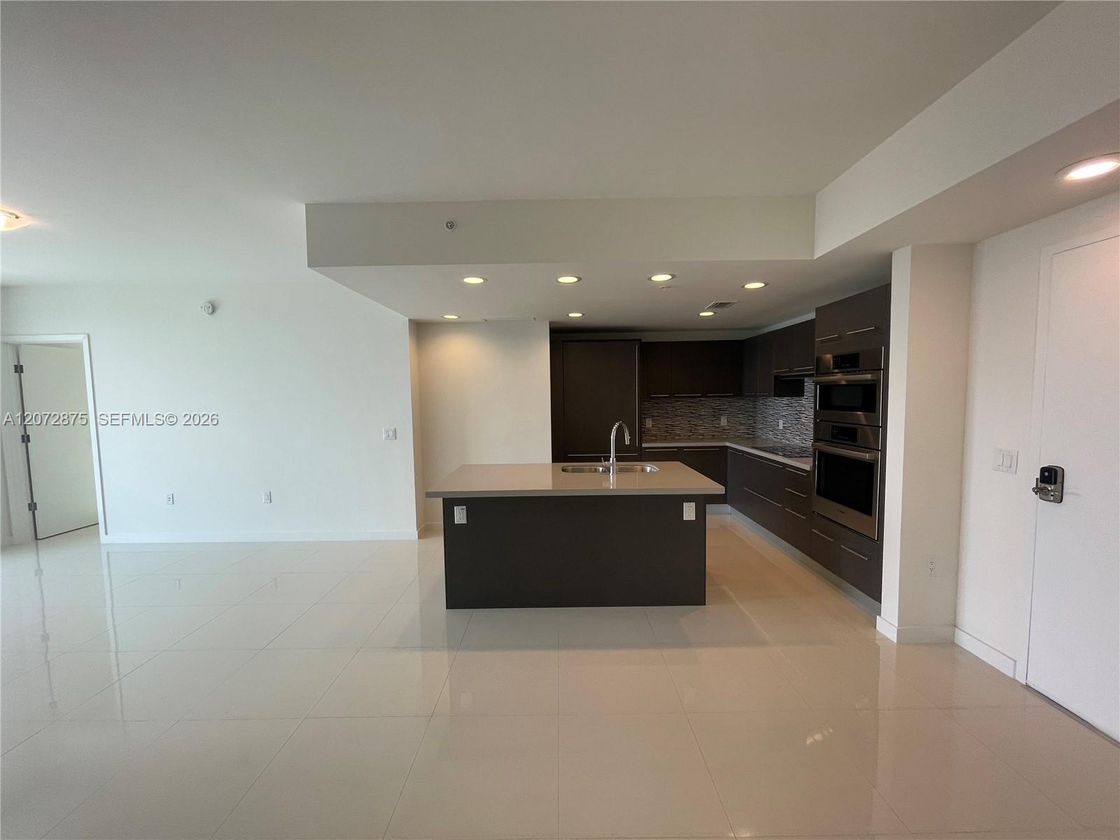 7875 NW 107th Ave # 409, Doral FL 33178 photo 5