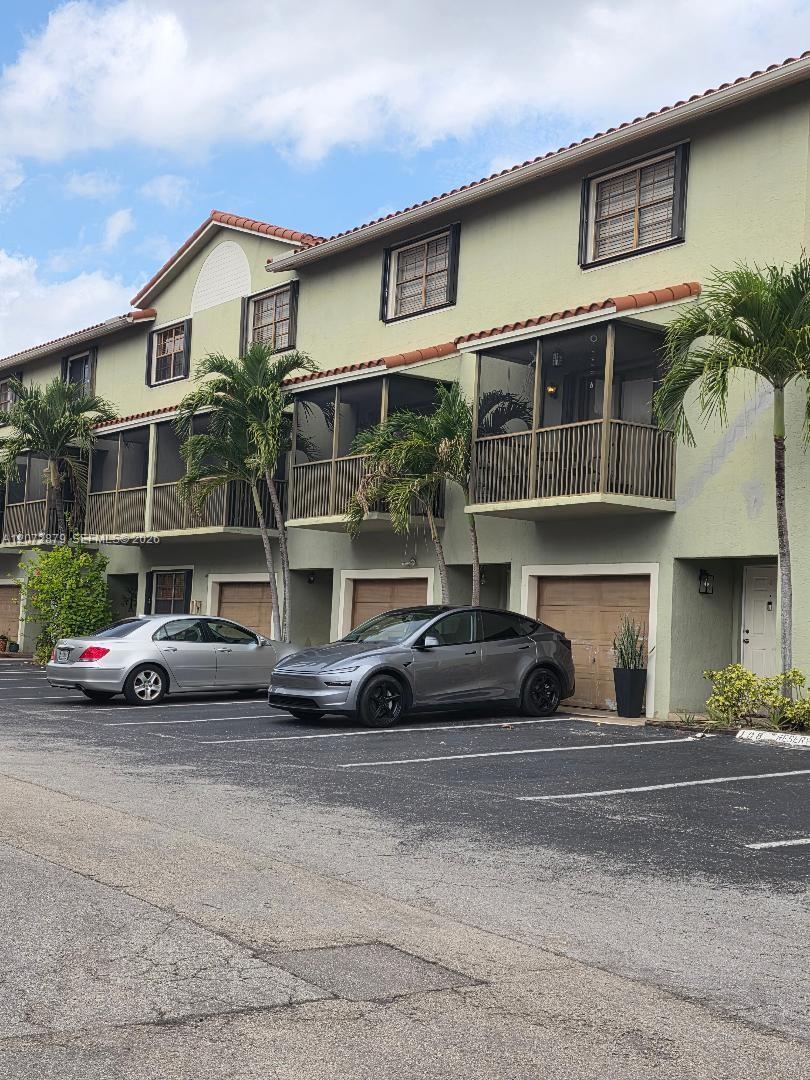 9872 Hammocks Blvd # 51, Miami FL 33196 photo 2