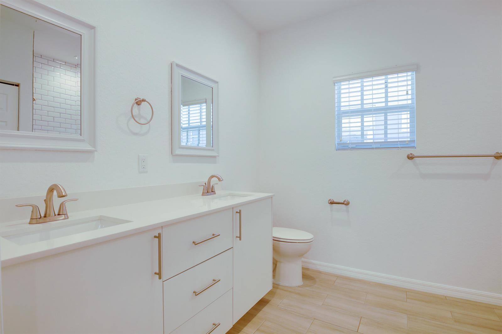 632 11th Street, West Palm Beach FL 33401 photo 5