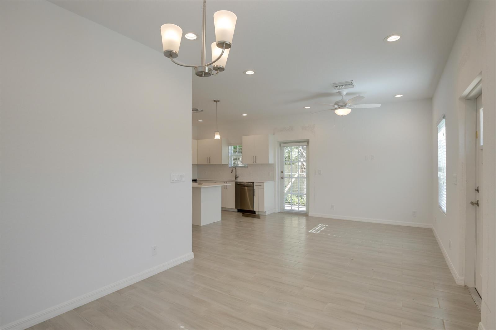 632 11th Street, West Palm Beach FL 33401 photo 4