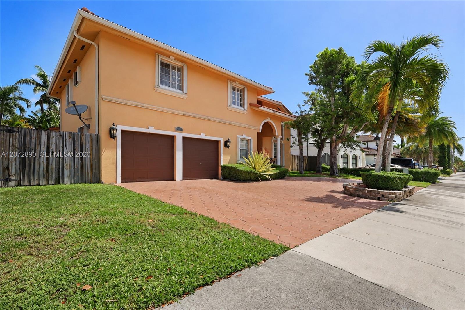15867 SW 44th St, Miami FL 33185 photo 3
