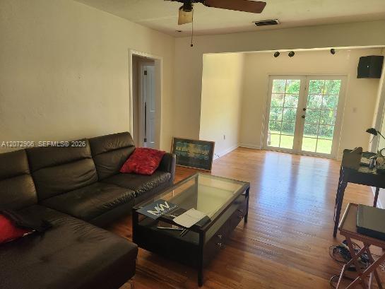448 Cadagua Ave, Coral Gables FL 33146 photo 3