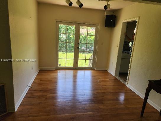 448 Cadagua Ave, Coral Gables FL 33146 photo 4