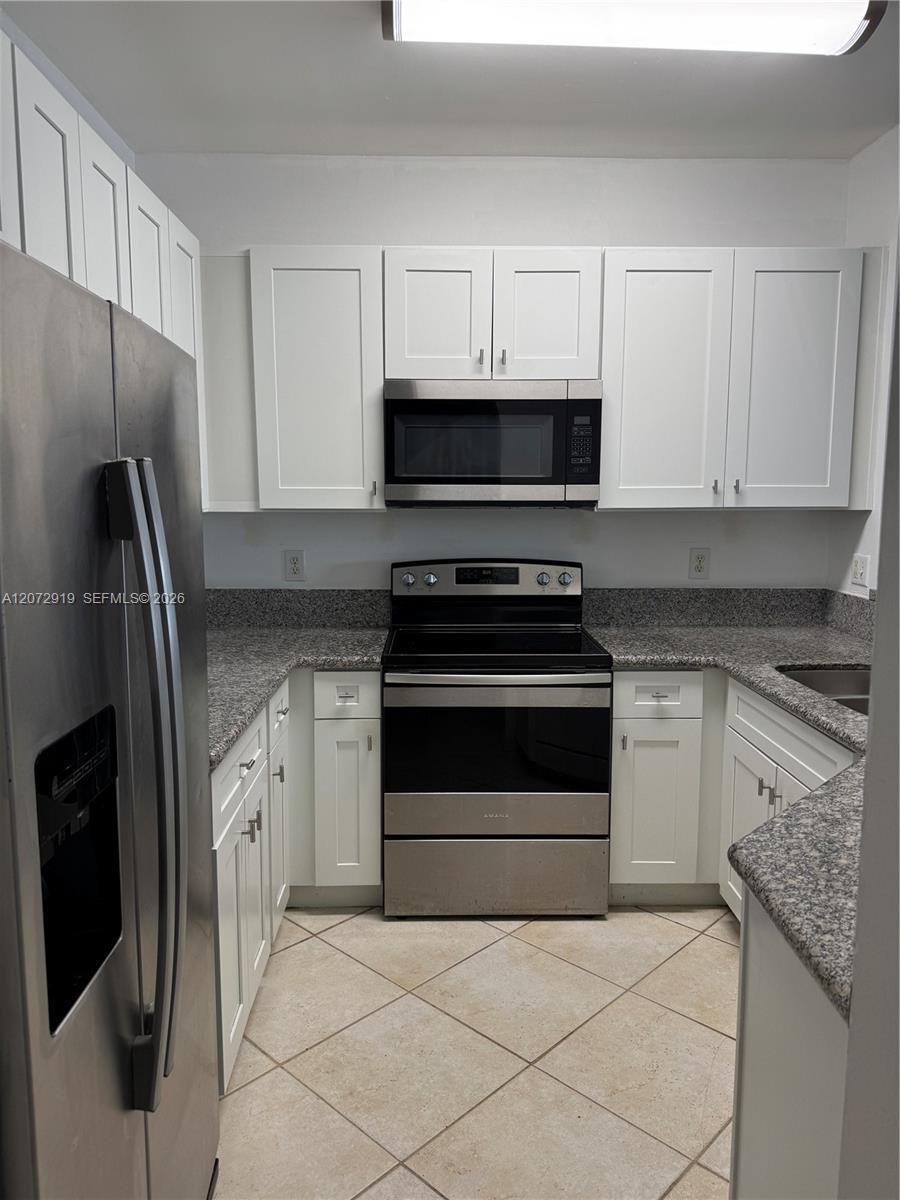 321 SW 120th Ave # 321, Pembroke Pines FL 33025 photo 3