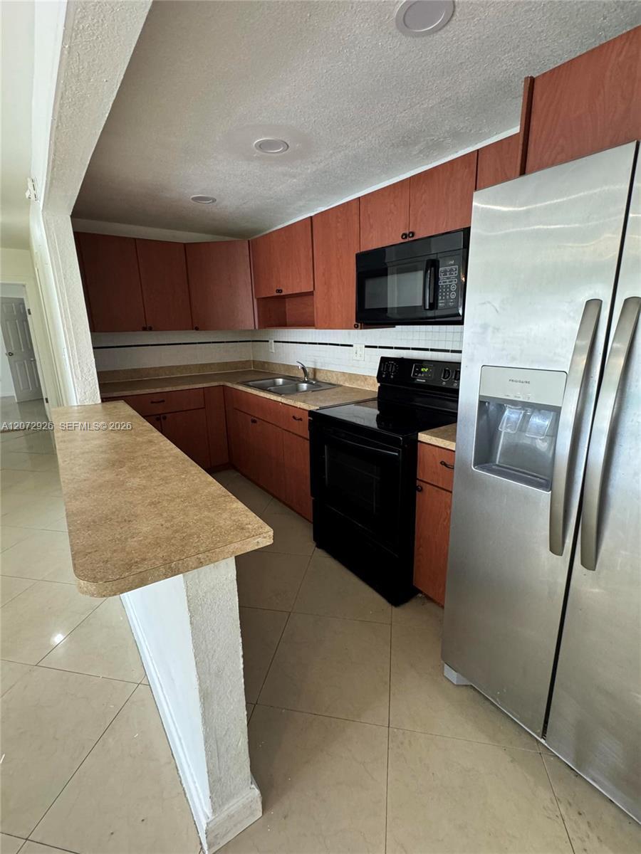 4530 NW 79th Ave # 2D, Doral FL 33166 photo 2