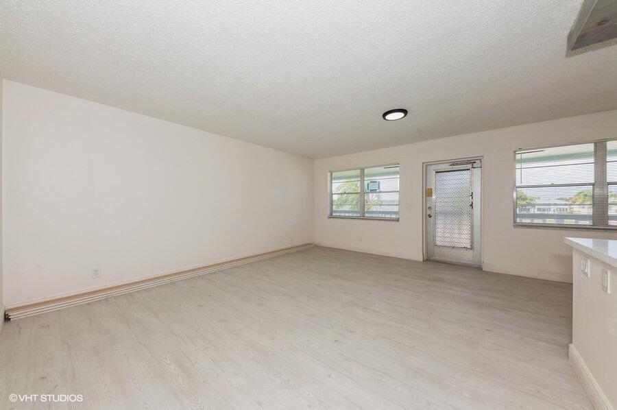 118 SOMERSET F, West Palm Beach FL 33417 photo 5