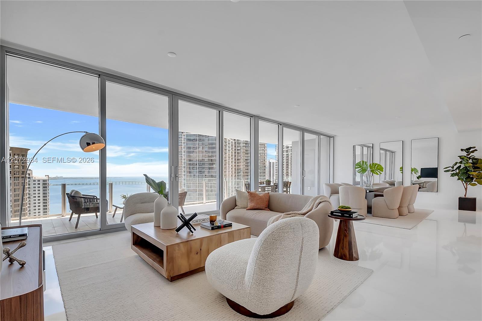 300 Biscayne Boulevard Way # 2902E, Miami FL 33131