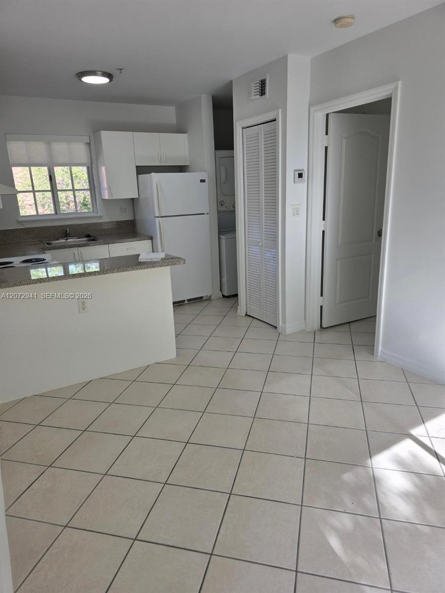 3090 BIRD AV # 303, Coconut Grove FL 33133