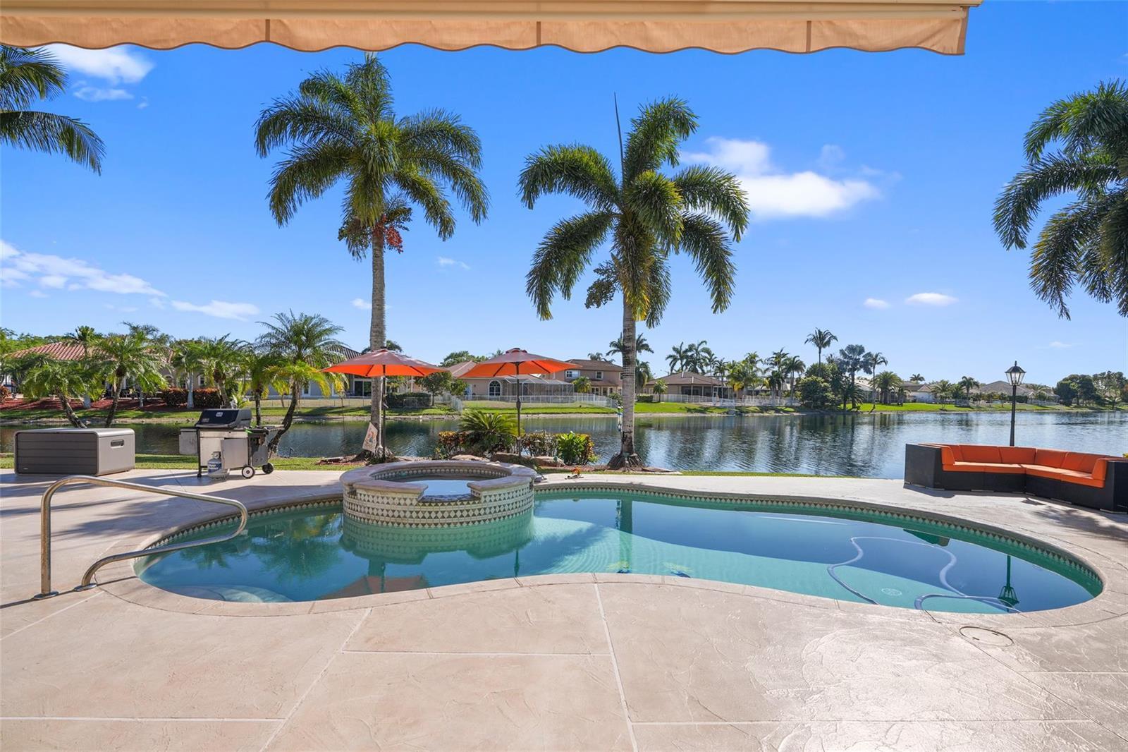 6691 Segovia Way, Pembroke Pines FL 33331 photo 4