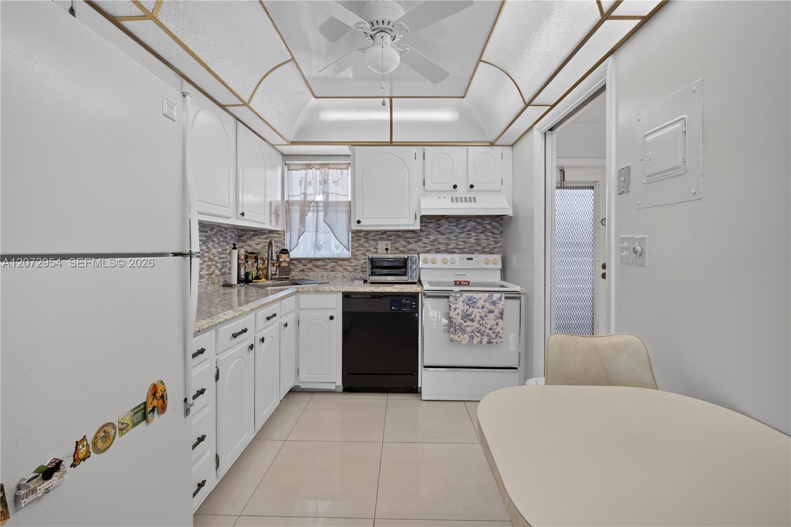 8900 Washington Blvd # 409, Pembroke Pines FL 33025 photo 4
