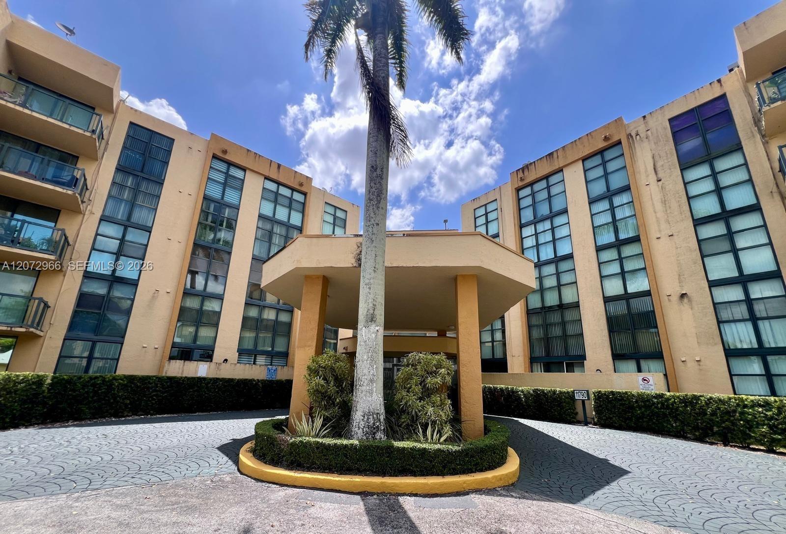 11790 SW 18th St # 3, Miami FL 33175