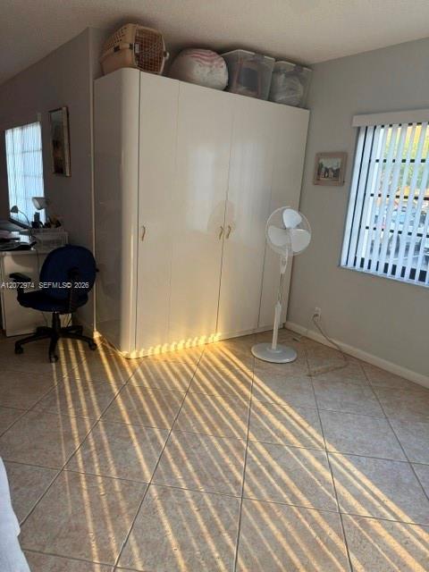 Hallandale Beach, FL 33009 photo 3