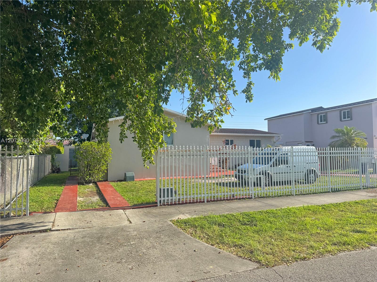 7741 SW 20th St, Miami FL 33155