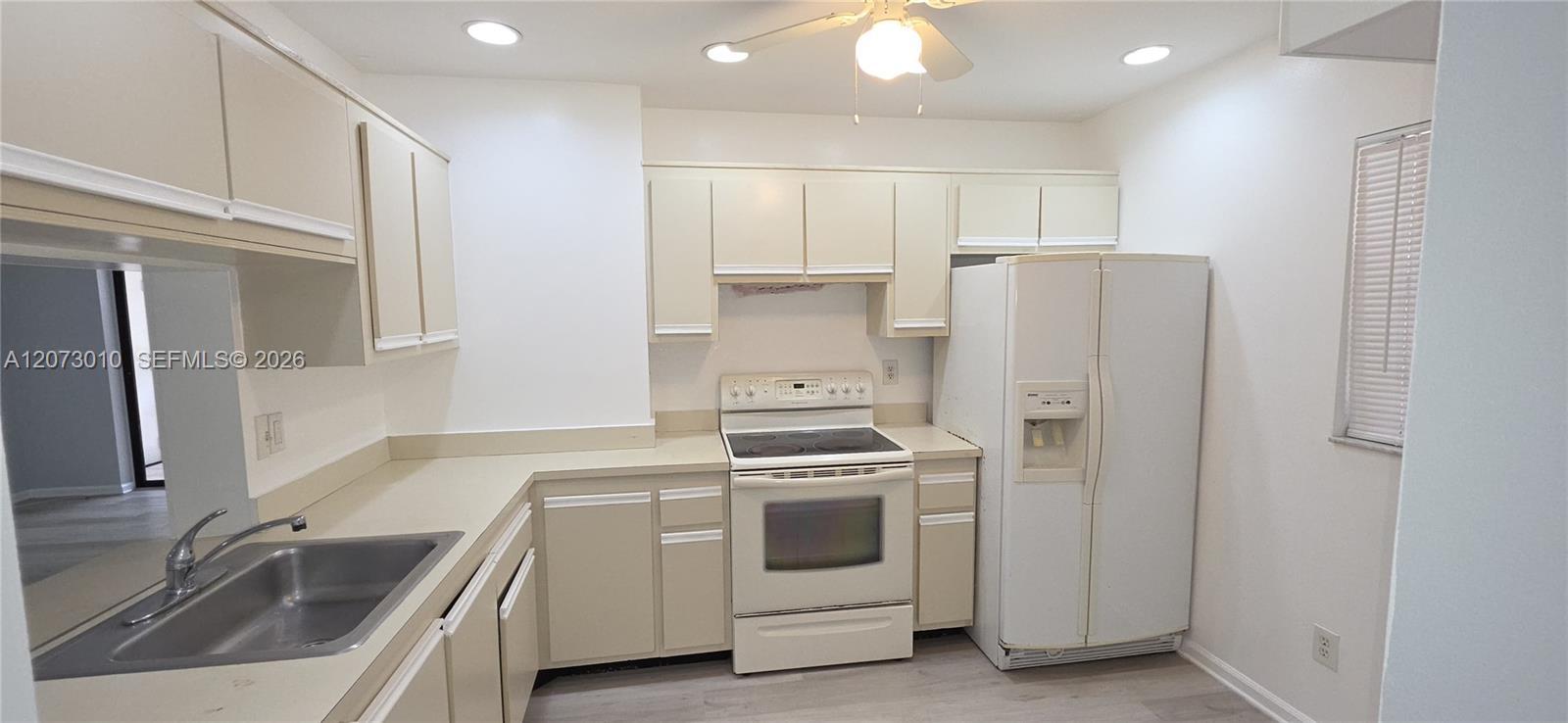 3529 NW 94th Ave # 5B, Sunrise FL 33351 photo 4