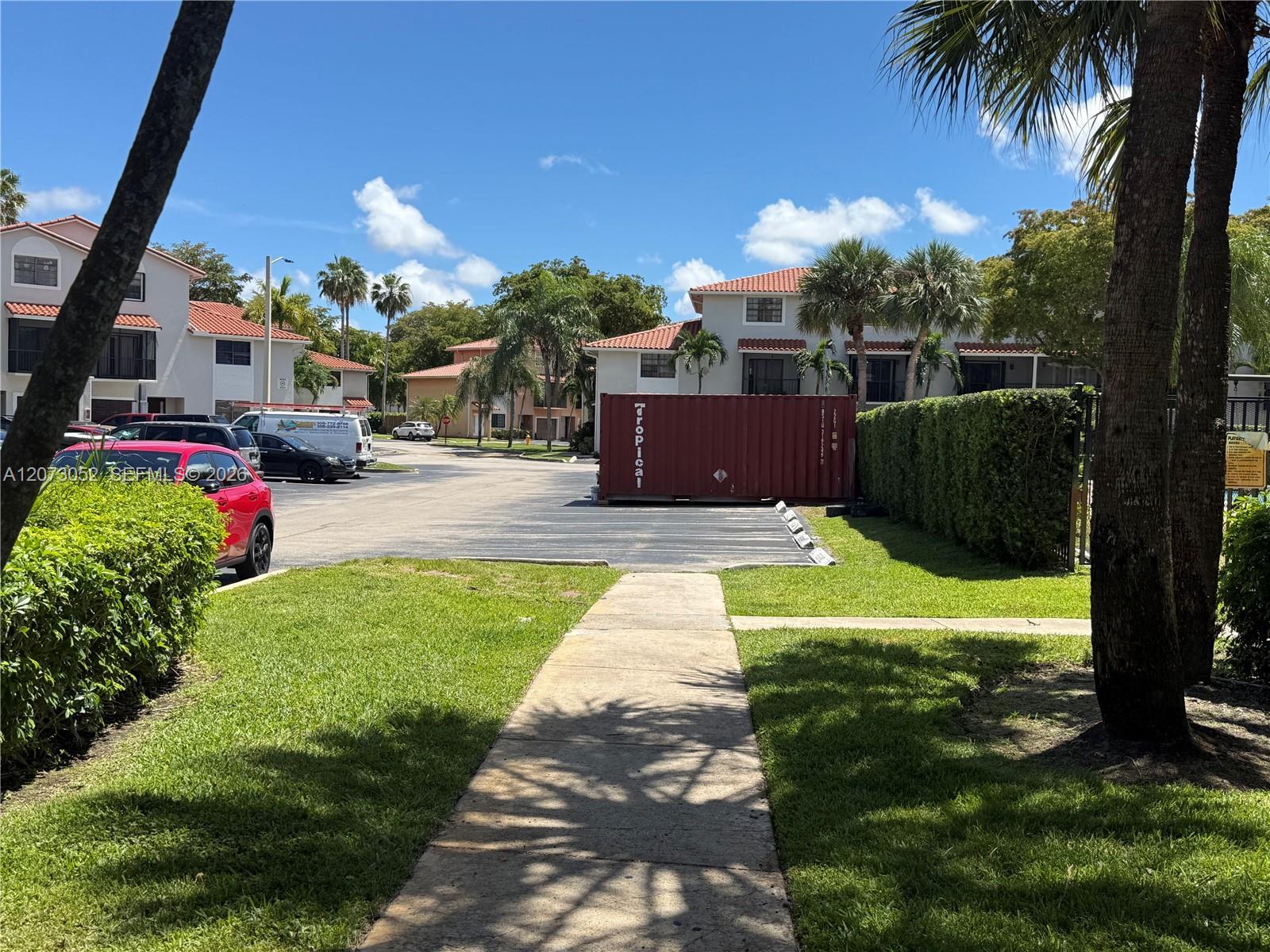 Miami, FL 33196 photo 4