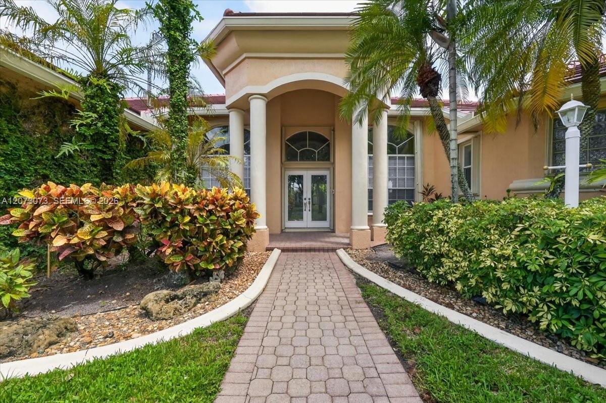 13845 NW 20th St, Pembroke Pines FL 33028 photo 5