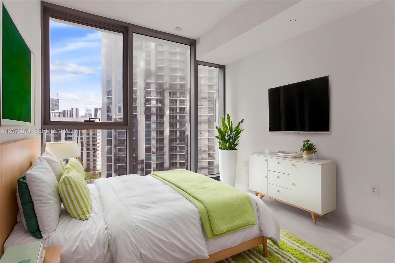 300 Biscayne Boulevard Way # 2608W, Miami FL 33131 photo 5