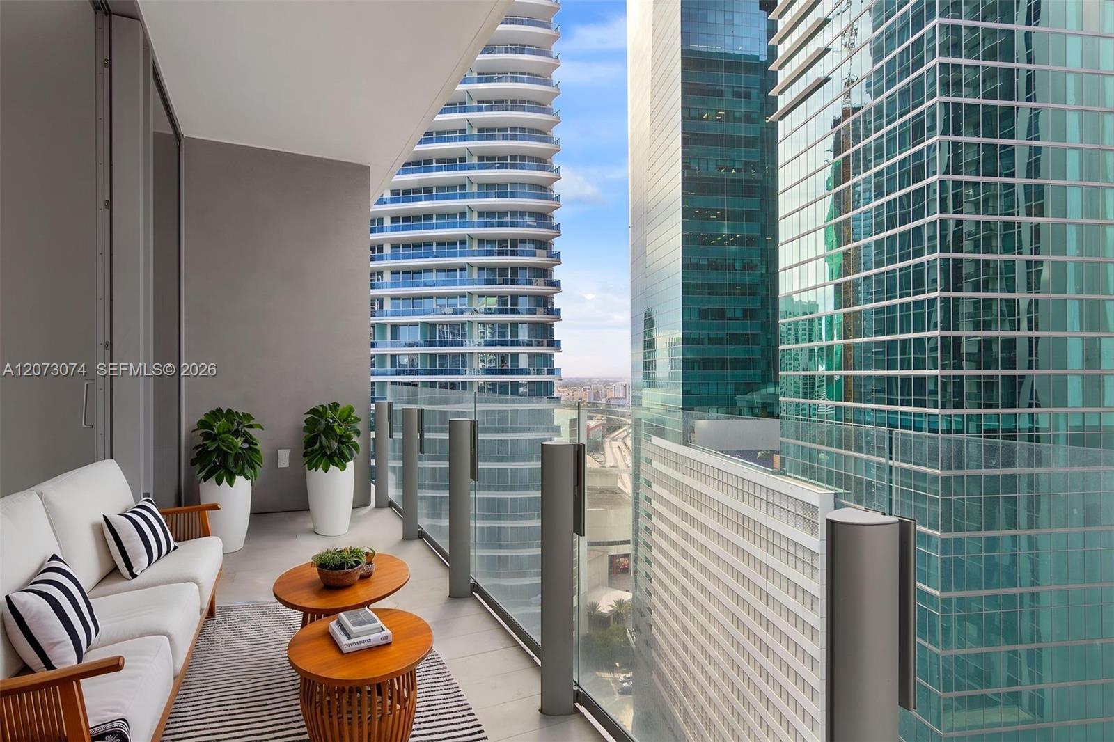 300 Biscayne Boulevard Way # 2608W, Miami FL 33131 photo 4
