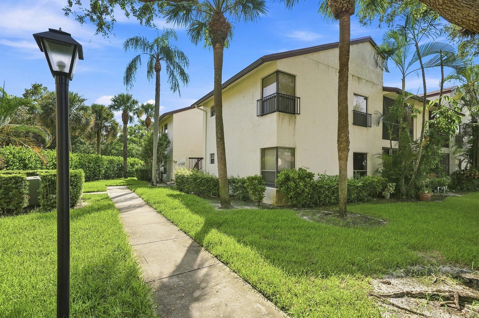 2581 Carambola Circle N, Coconut Creek FL 33066