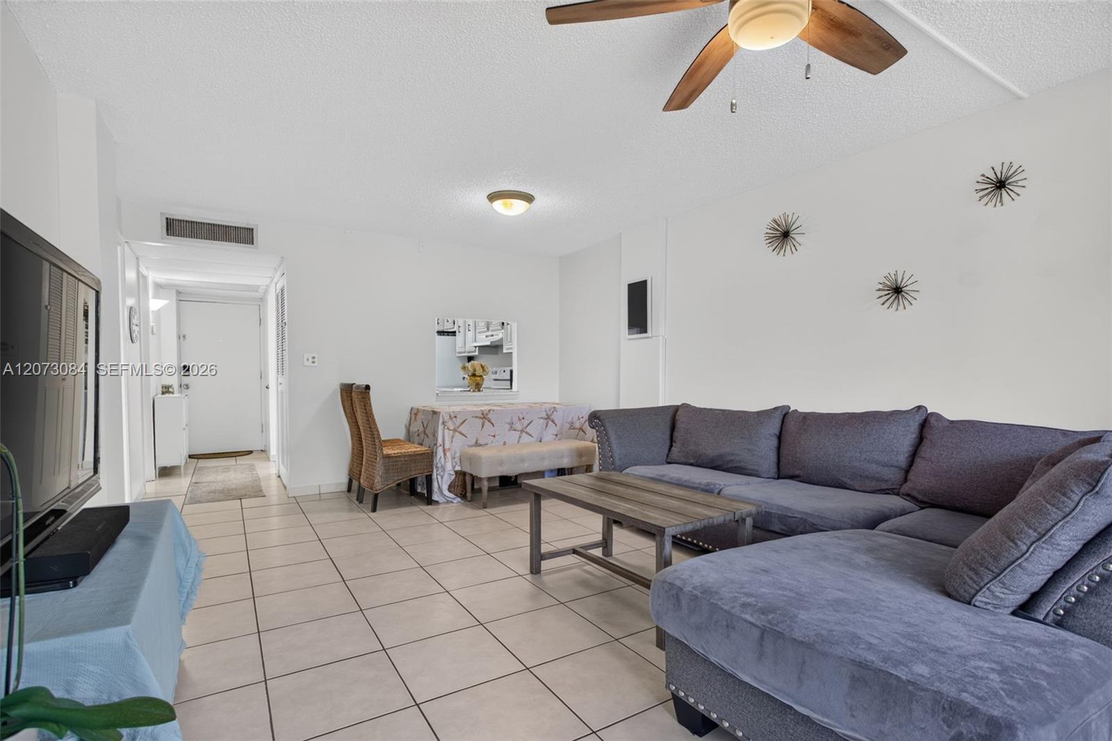 106 Royal Park Dr # 3D, Oakland Park FL 33309 photo 4