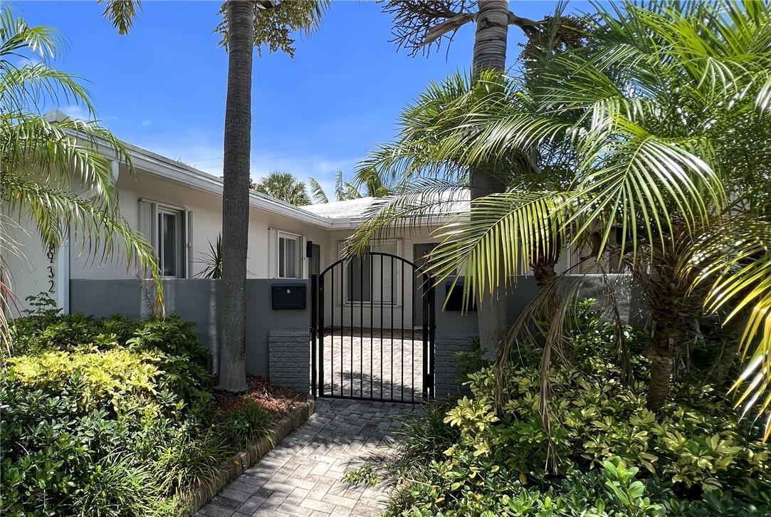 5932 NE 17th Road, Fort Lauderdale FL 33334