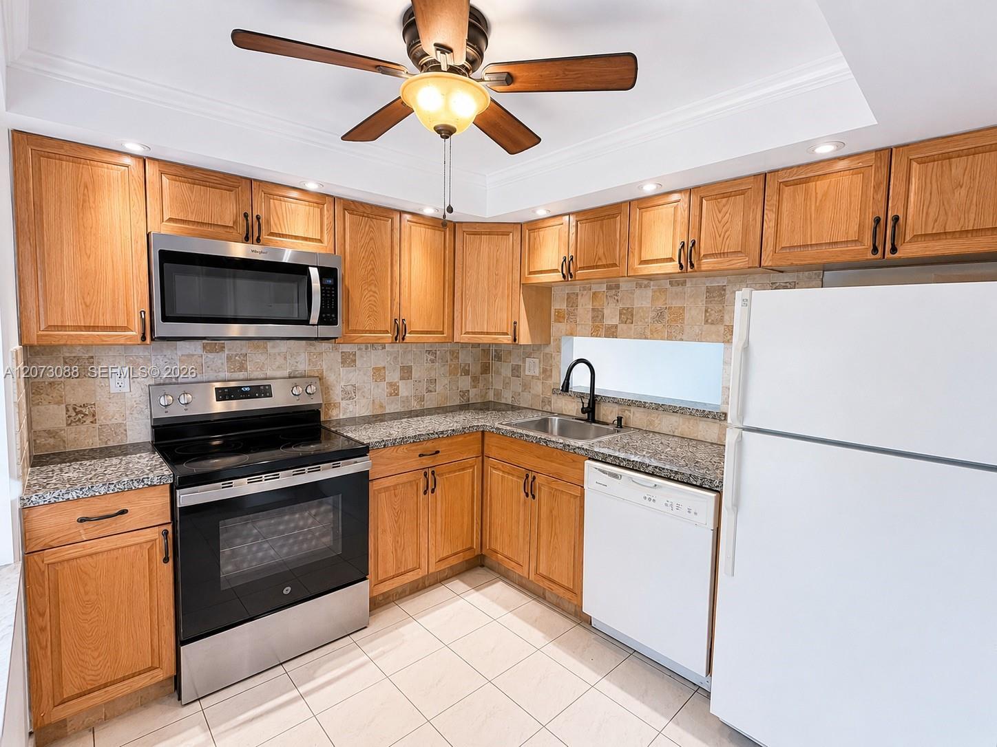 3141 NW 47th Ter # 324, Lauderdale Lakes FL 33319