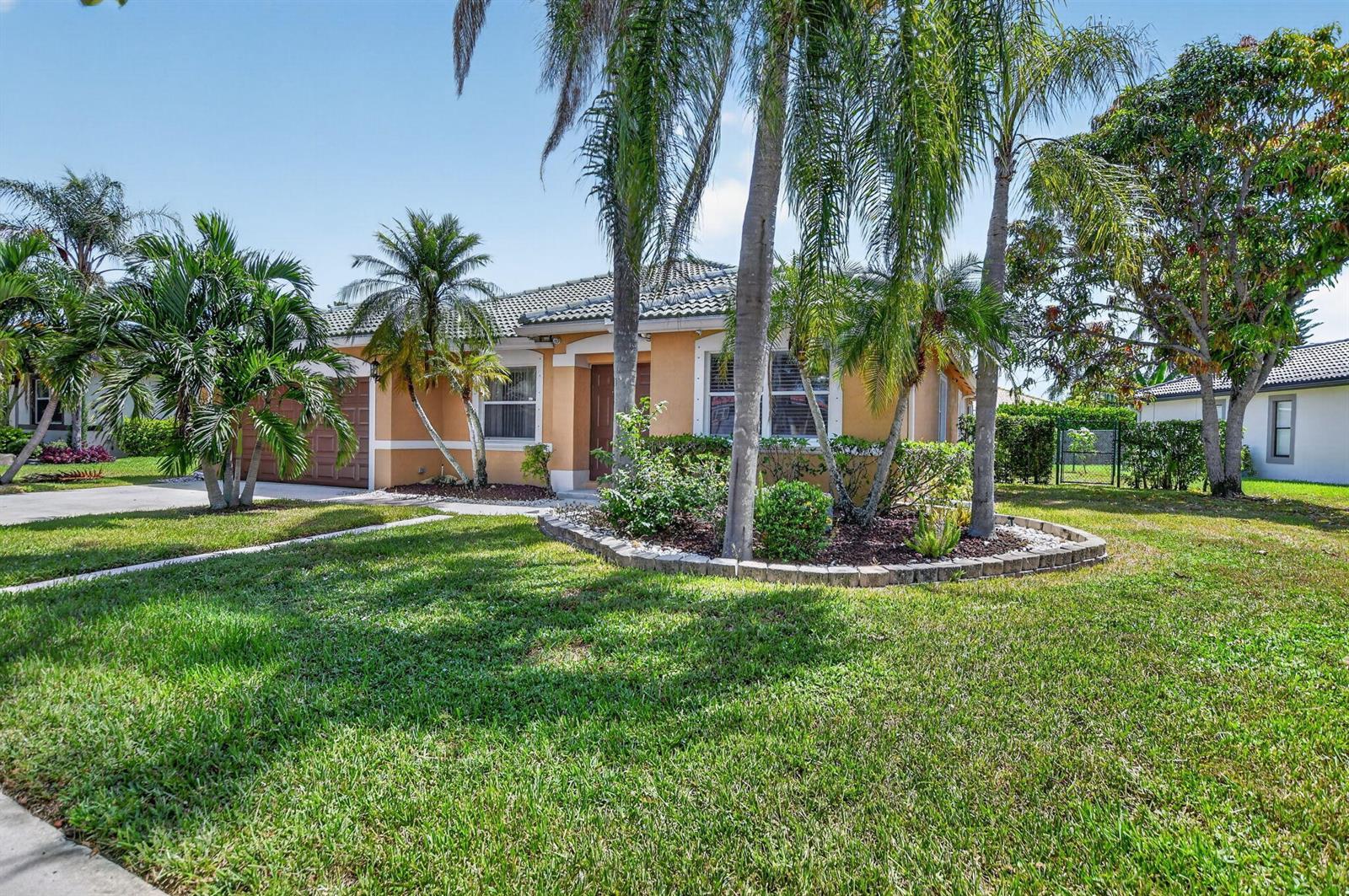 5659 NW 109TH Lane, Coral Springs FL 33076 photo 3
