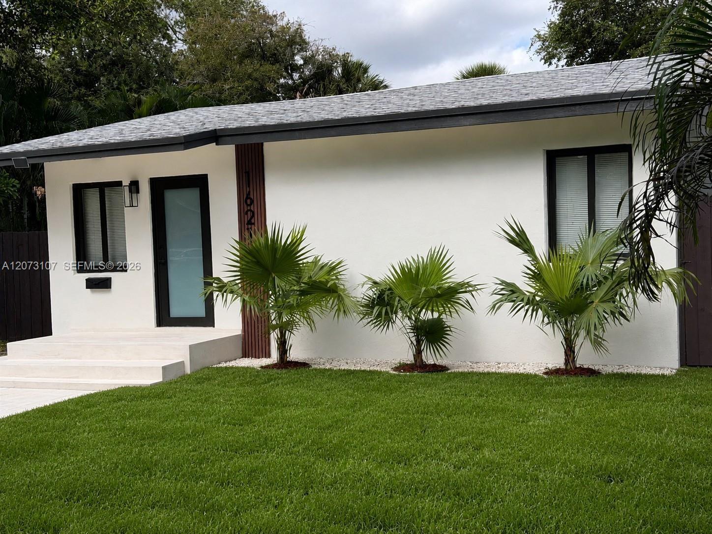 1621 SW 11th Ct, Fort Lauderdale FL 33312
